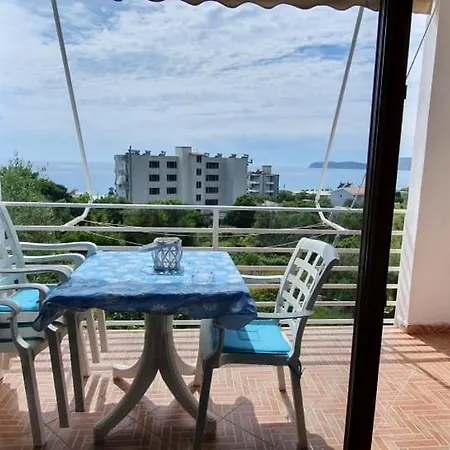 Seaview Apartment